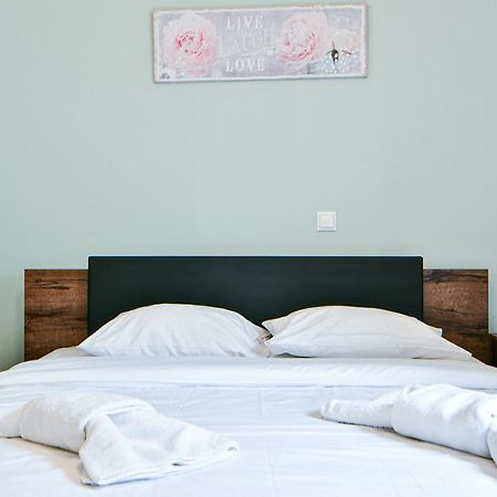 Comfy Home Next To Metro Atena Exterior foto